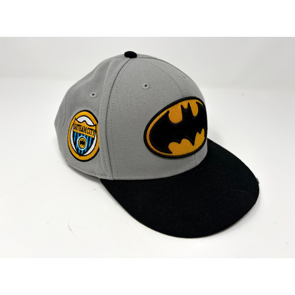 Batman DC Comics Lids Exclusive Snapback Hat Grey Black Gotham City Crest Cap